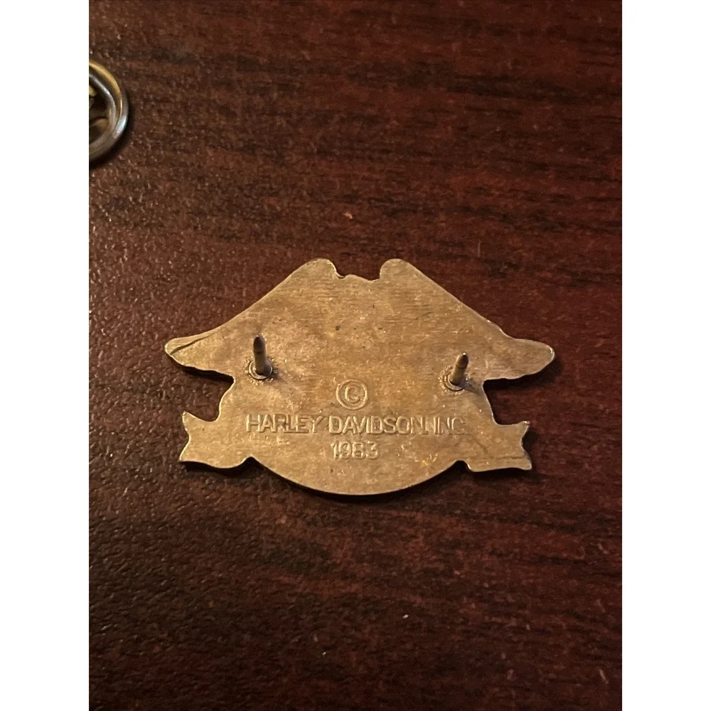Vintage 1983 HOG Harley Davidson Motorcycles Lapel‎ Hat Pin